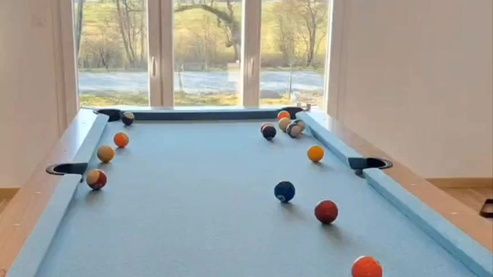 Tennis de table ou billard?